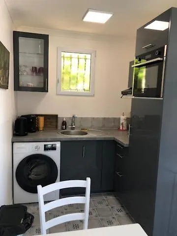 Calme Vakantiehuis Nîmes